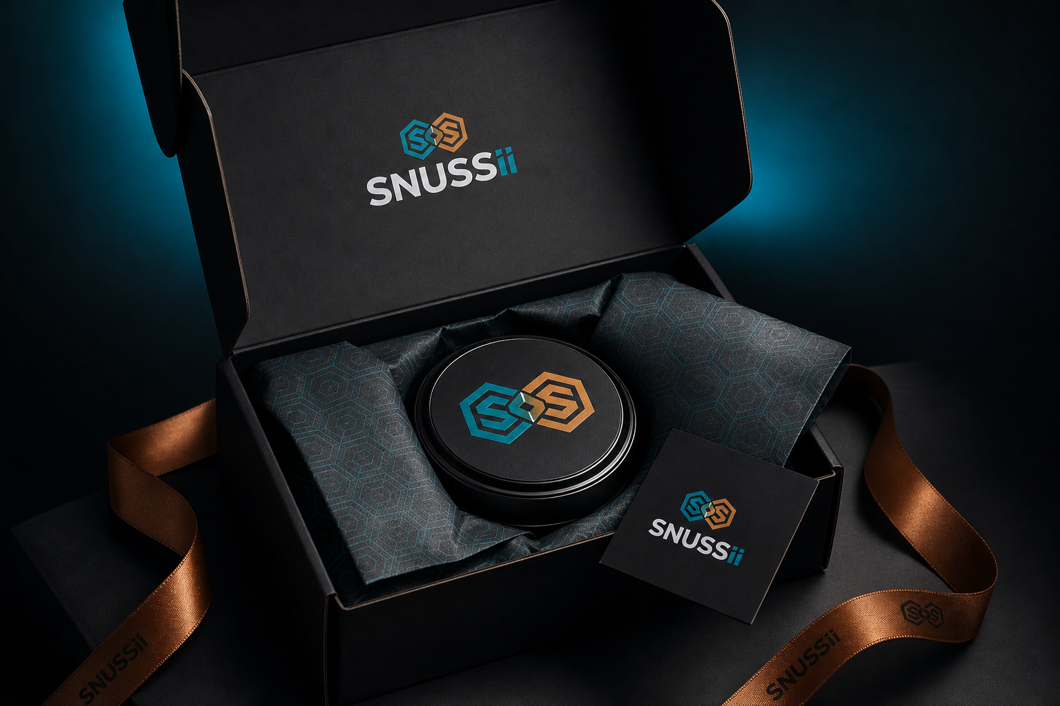 SNUSSII unboxing gift station with Dual Hex packaging